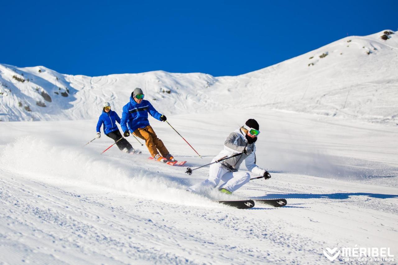 Hotel Le Chamois D'Or, Ussim Vacances メリベル エクステリア 写真