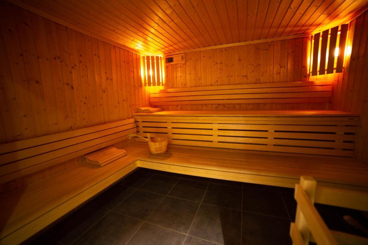 Hotel Le Chamois D'Or, Ussim Vacances メリベル エクステリア 写真